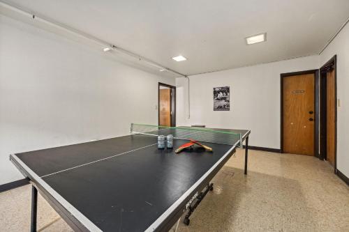 the fox den in old town pool sauna and game room