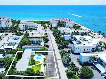 Fernando Flats,,2 star