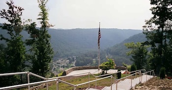 Cannon Hill Inn,43 E Main Street,4 star