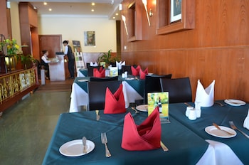 Hotel Cambodiana,Kandal>>Daun Penh,4 star