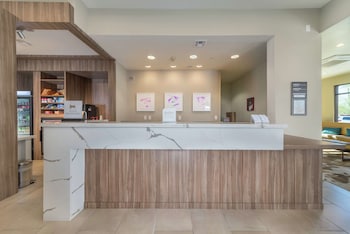 Hilton Garden Inn Phoenix Airport,Phoenix Sky Harbor International Airport>>Phoenix,3 star