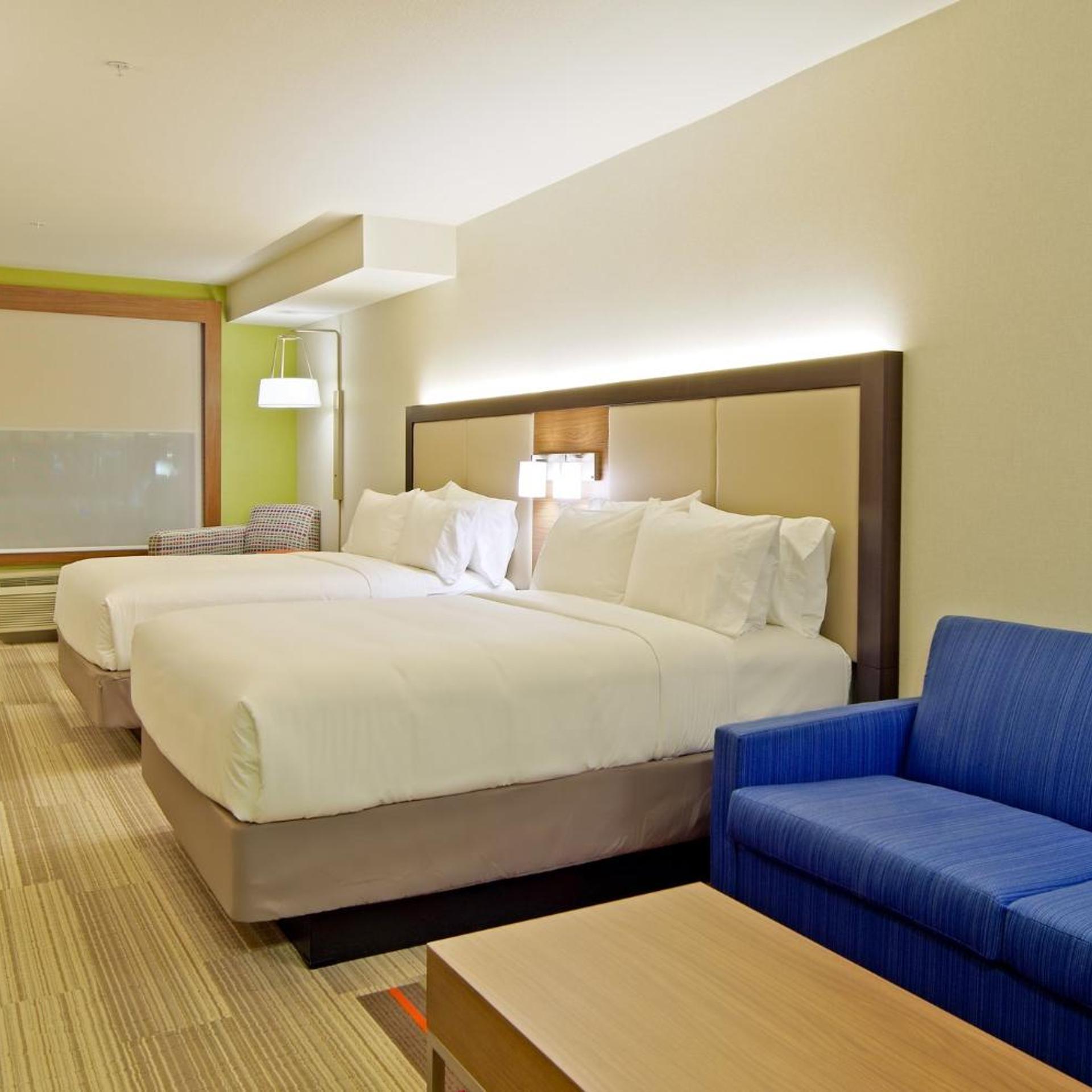 holiday inn express and suites phoenix north scottsdale
