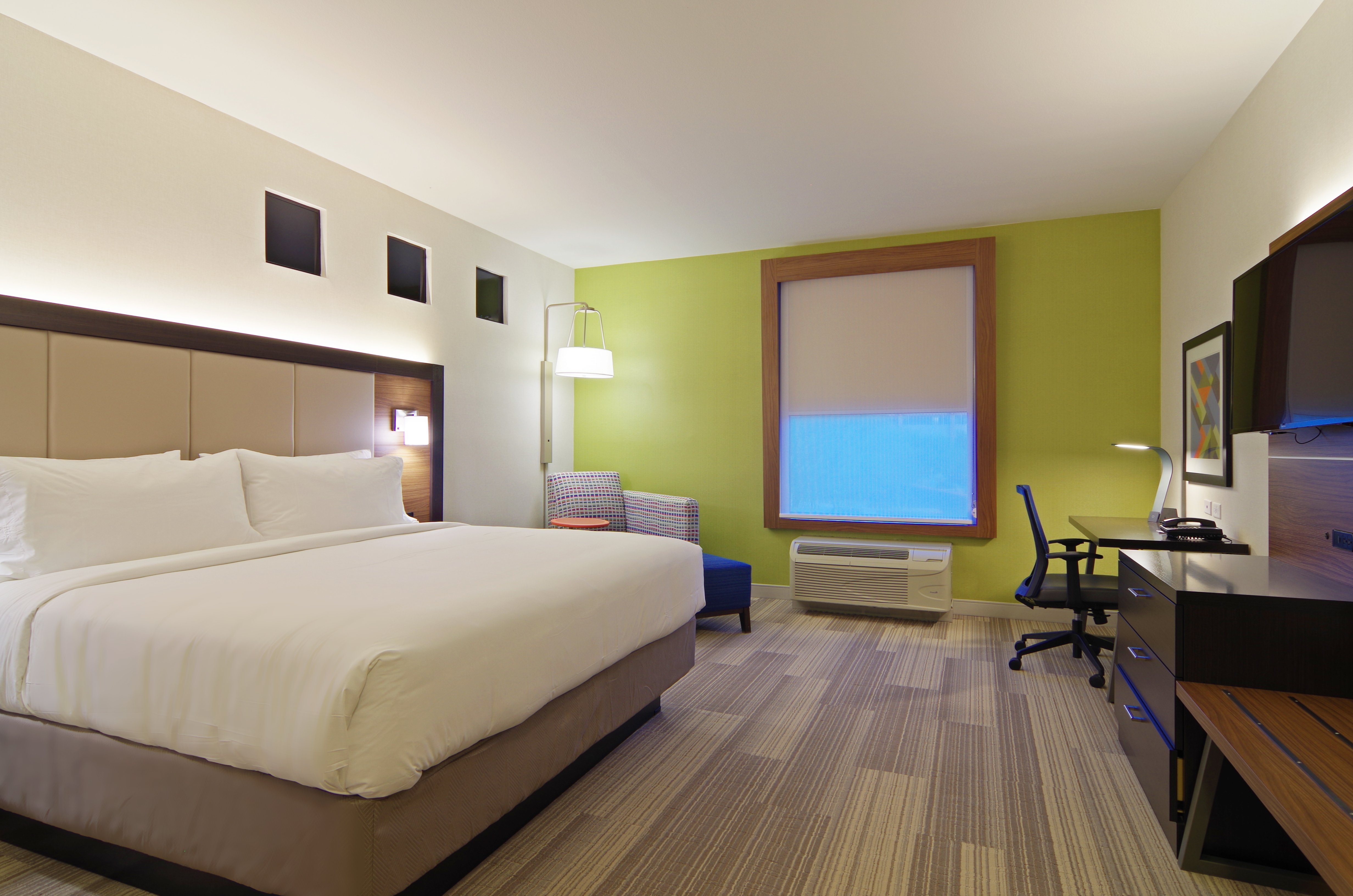 holiday inn express and suites phoenix north scottsdale