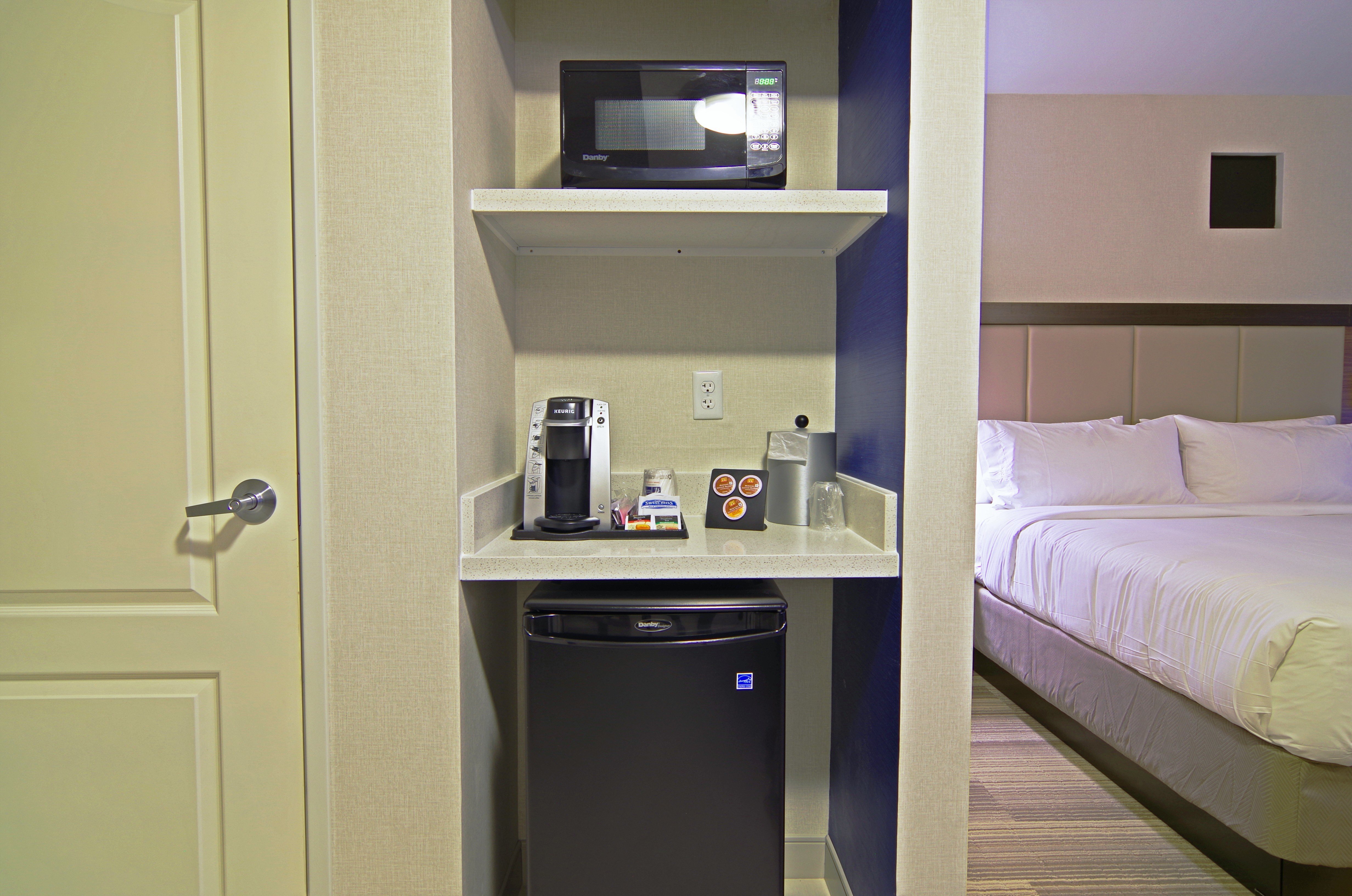 holiday inn express and suites phoenix north scottsdale
