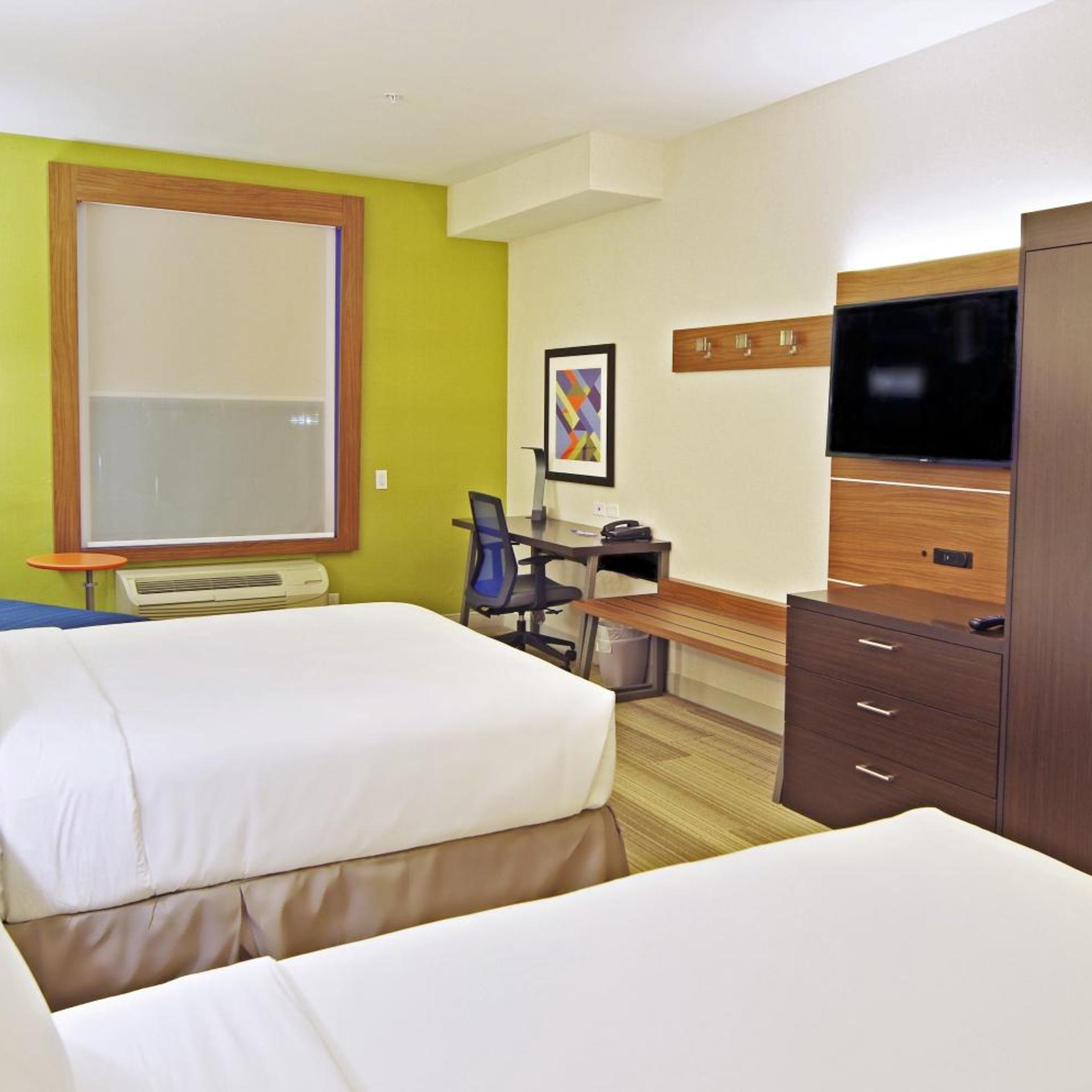 holiday inn express and suites phoenix north scottsdale
