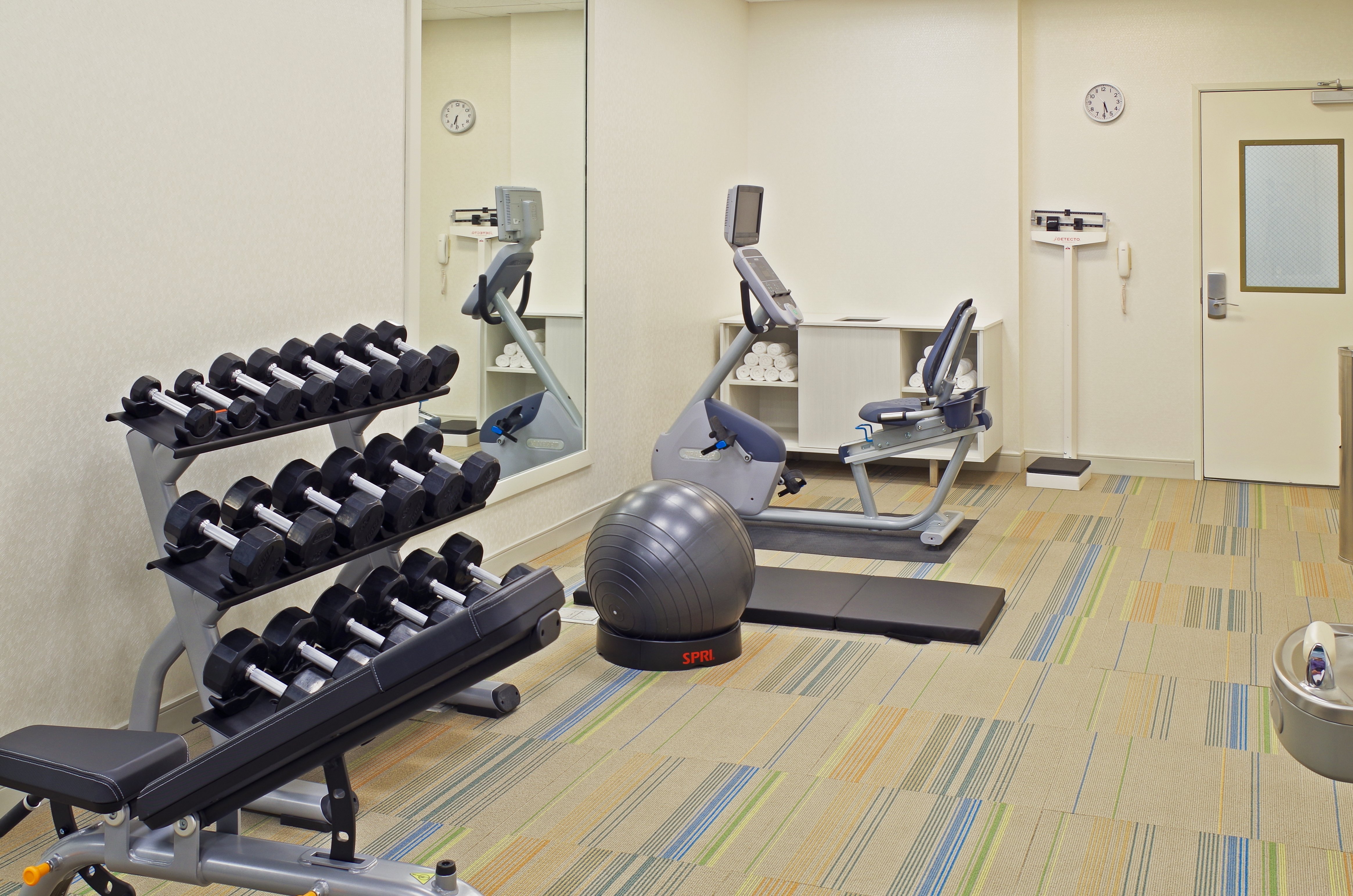holiday inn express and suites phoenix north scottsdale