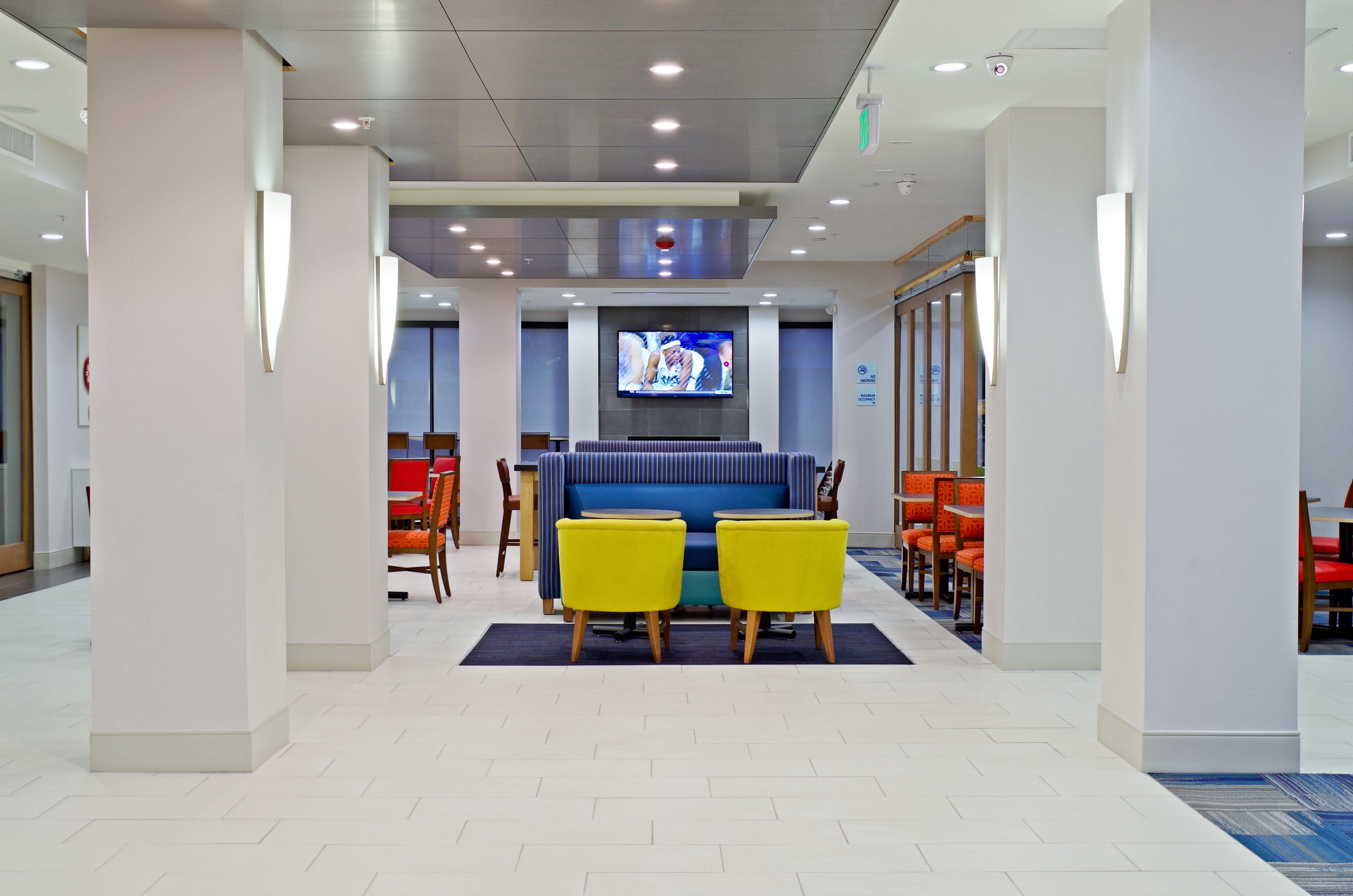 holiday inn express and suites phoenix north scottsdale