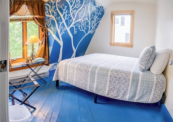 3Bedroom2bath Carriagehouse Pet Friendly,,4 star