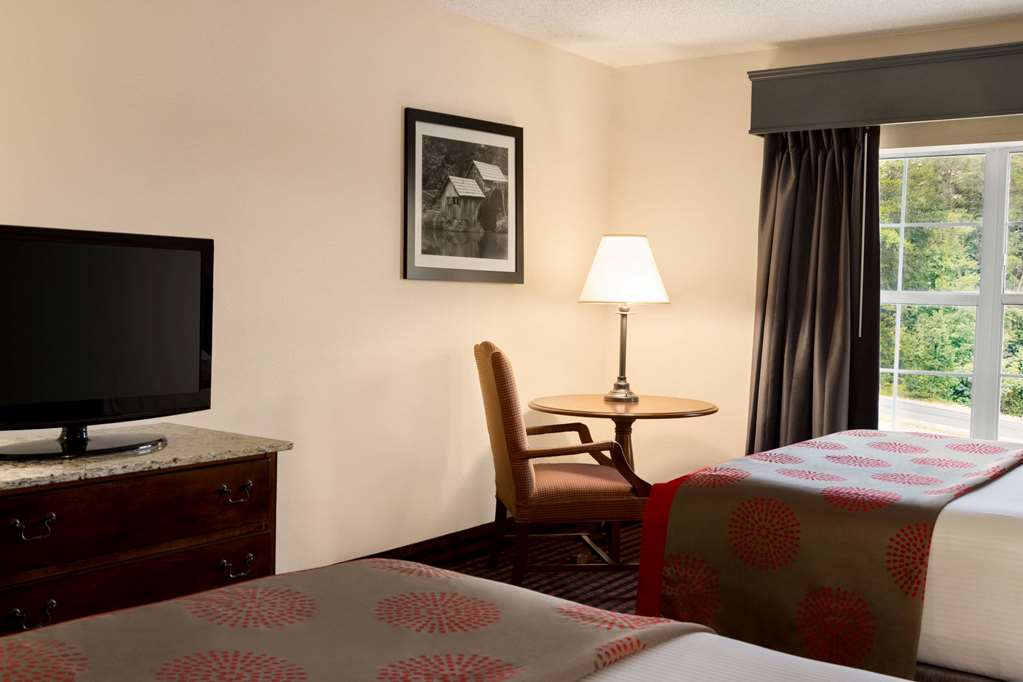 ramada by wyndham pigeon forge north
