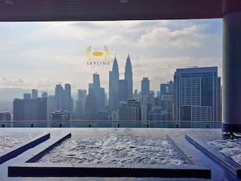 the colony skyline suites klcc
