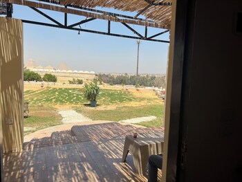 camp pyramids view hotel