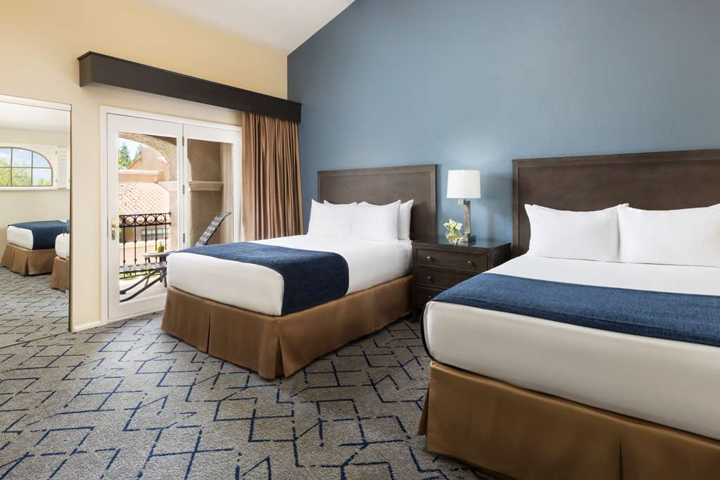 scottsdale plaza resort