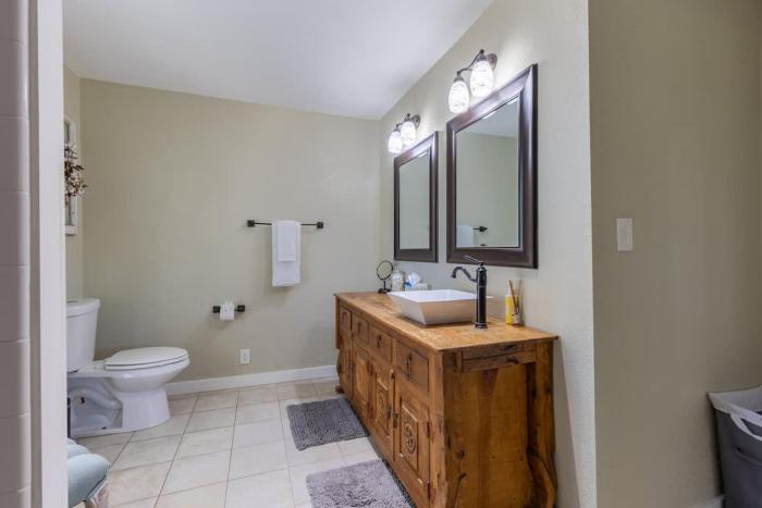 two unit oasis with two hot tubs