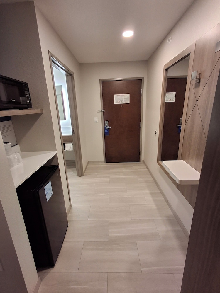 holiday inn express hotel and suites selinsgrove by ihg