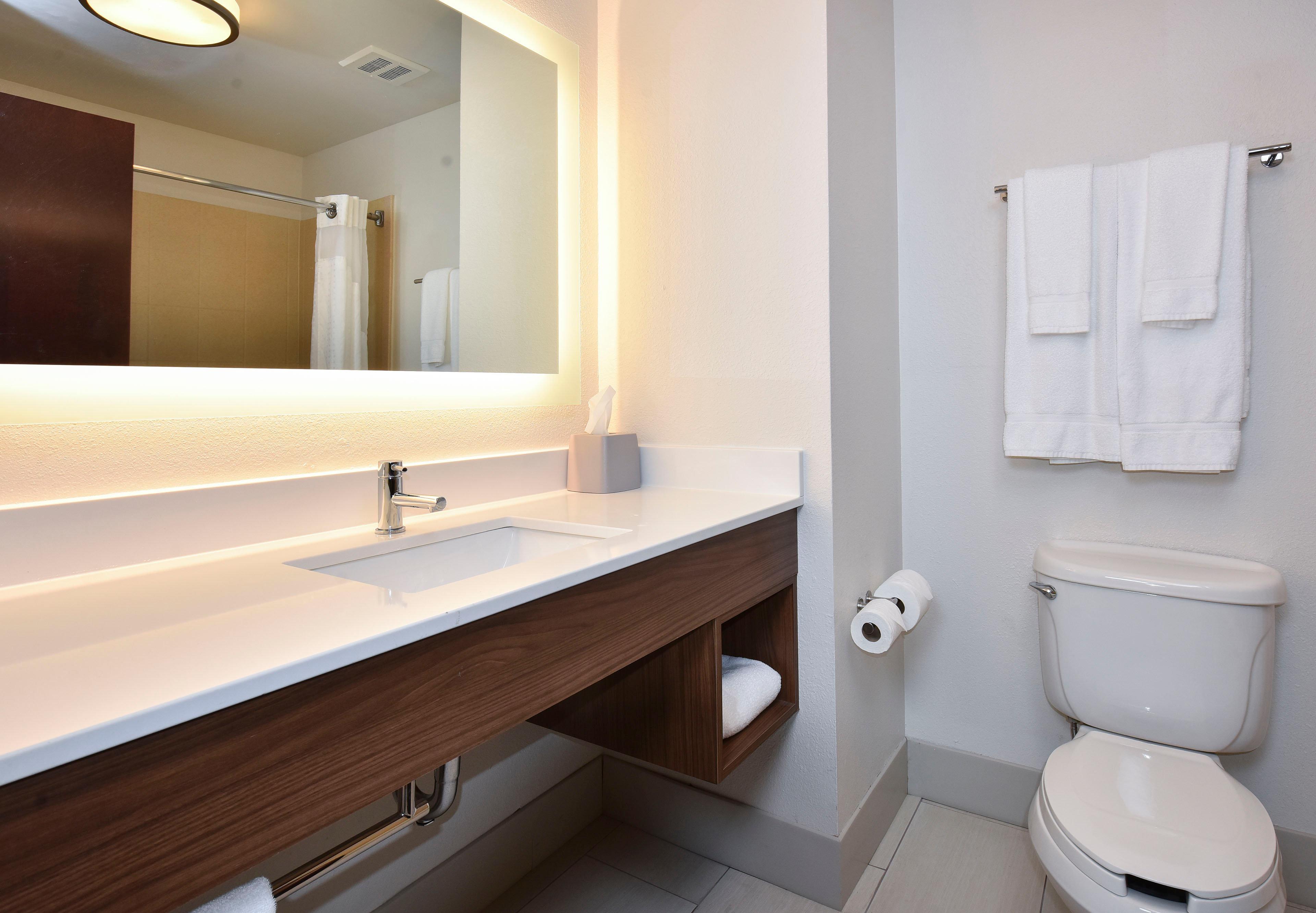 holiday inn express selma by ihg