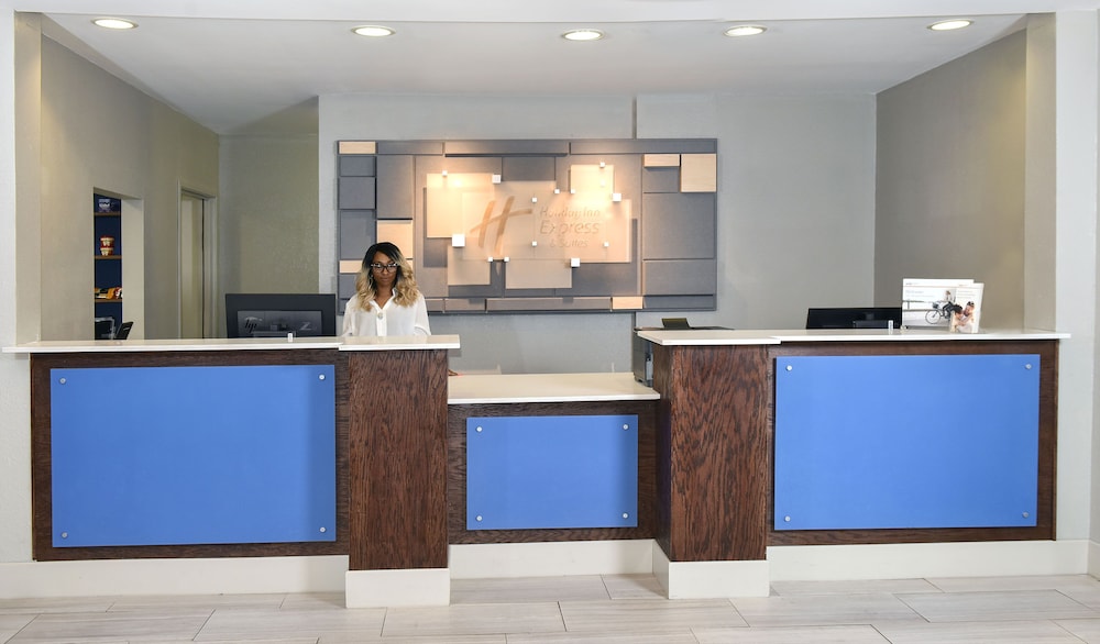 holiday inn express selma by ihg