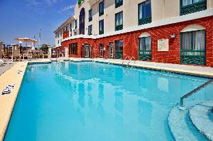 holiday inn express selma by ihg
