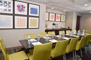 holiday inn express selma by ihg