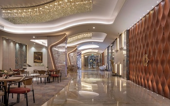 crowne plaza alexandria mirage by ihg