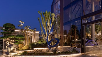 crowne plaza alexandria mirage by ihg