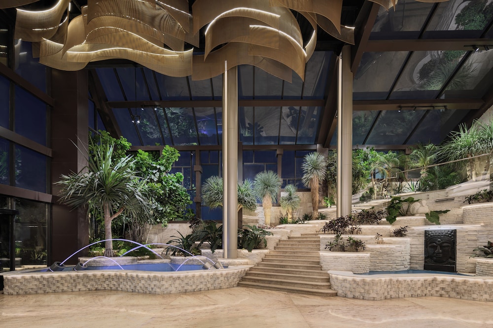 crowne plaza alexandria mirage by ihg