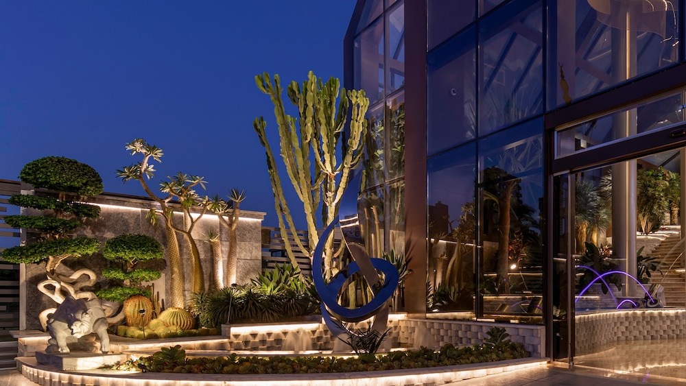 crowne plaza alexandria mirage by ihg
