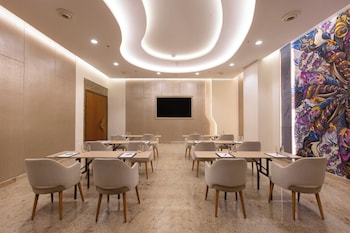 crowne plaza alexandria mirage by ihg