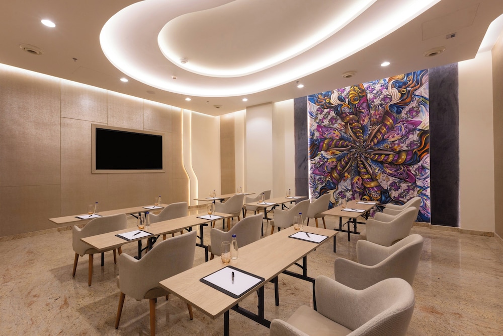 crowne plaza alexandria mirage by ihg