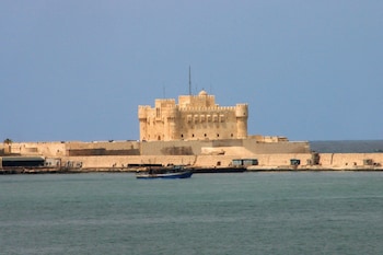 crowne plaza alexandria mirage by ihg