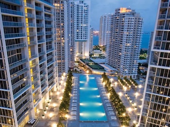 Amazing Condos At Icon Brickell With Pool,,4 star