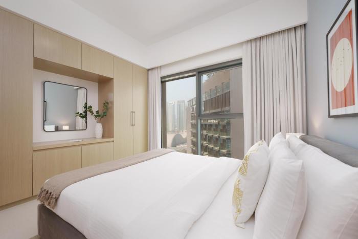 maison privee modern chic apt w unobstructed burj khalifa views