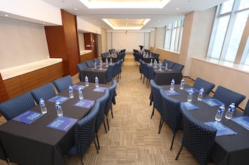 holiday inn express shanghai jinsha by ihg