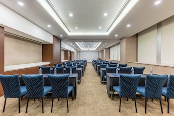 holiday inn express shanghai jinsha by ihg