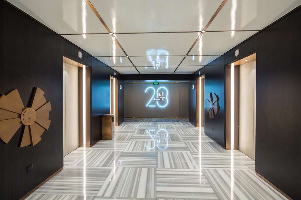 golden tulip shanghai rainbow