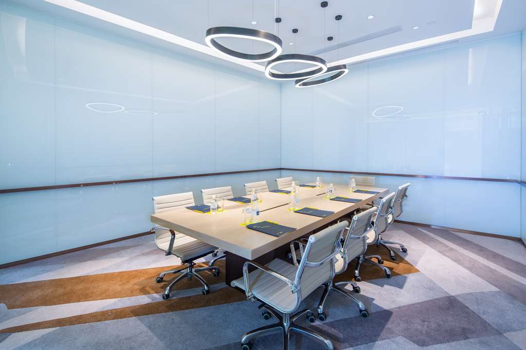 golden tulip shanghai rainbow