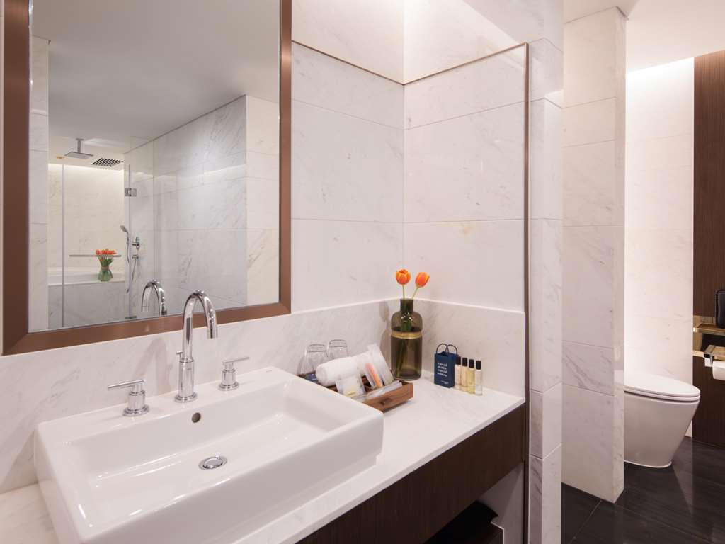 golden tulip shanghai rainbow