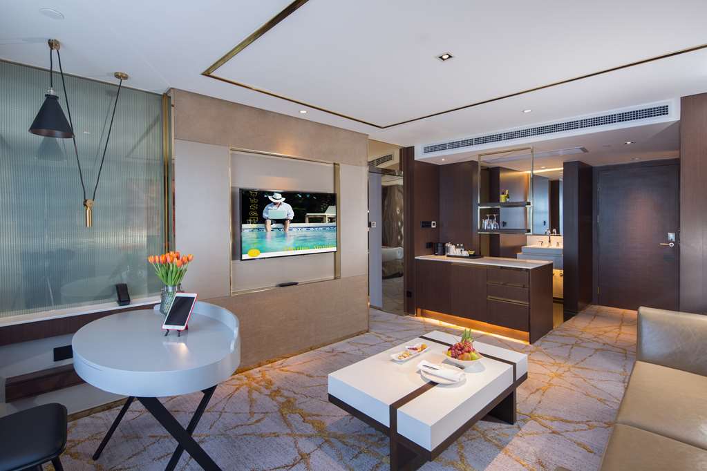 golden tulip shanghai rainbow