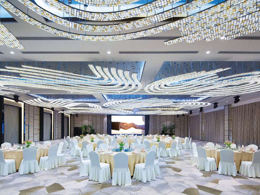 golden tulip shanghai rainbow