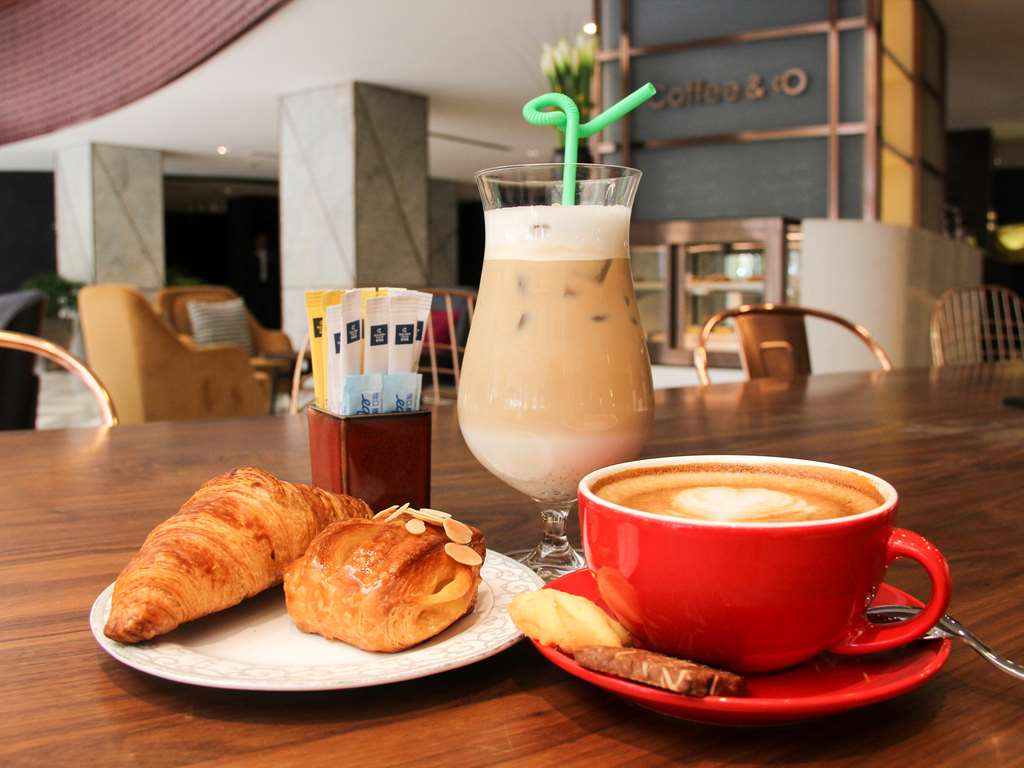 golden tulip shanghai rainbow