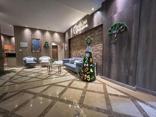 rotana palace suites