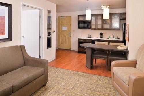 candlewood suites austin round rock by ihg