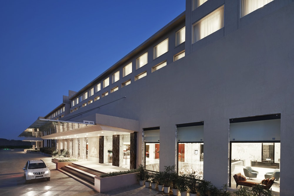 courtyard by marriott bilaspur