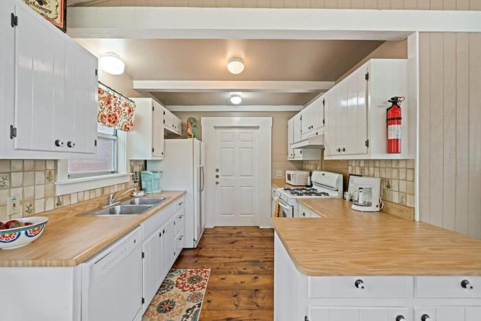 the weston suite