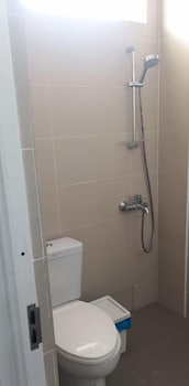 alpine pd taman kiara 2 homestay
