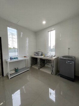 alpine pd taman kiara 2 homestay