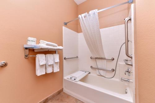 candlewood suites san diego by ihg