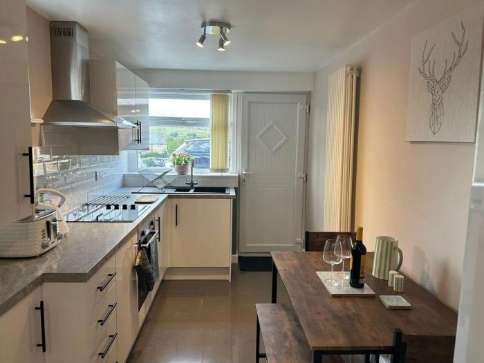 immaculate 1 bed house in newtown disley