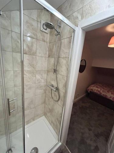 immaculate 1 bed house in newtown disley