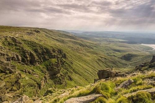 immaculate 1 bed house in newtown disley