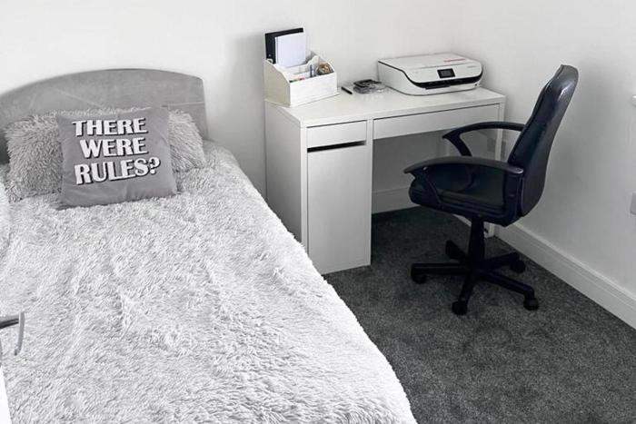 luxury 2 bed apartment lindley huddersfield